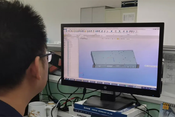 科士达设计师应用中望3D设计逆变器